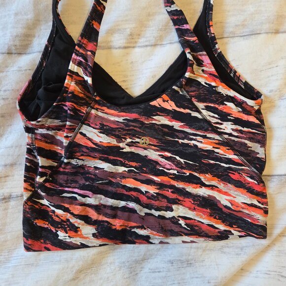 lululemon Align tank Black and Red - Picture 2 of 3